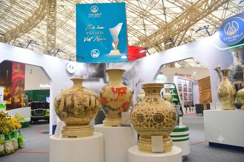 03 Gốm Chu Đậu