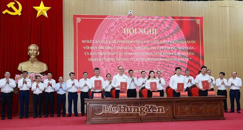 Ký kết Quy chế phối hợp Ký kết Quy chế phối hợp