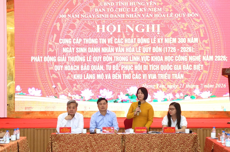 Gi&aacute;m đốc Sở khoa học v&agrave; c&ocirc;ng nghệ Hưng Y&ecirc;n Th&aacute;i Thị Thu Hường ph&aacute;t biểu tại hội nghị.