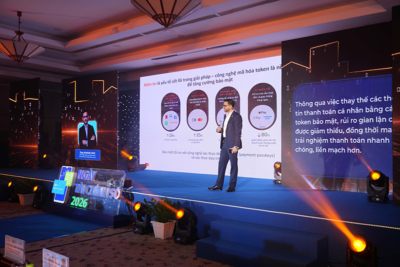 Ông Sharad Jain, Giám đốc Quốc gia Việt Nam, Lào và Campuchia, Mastercard trình bày bài phát biểu (1).jpg