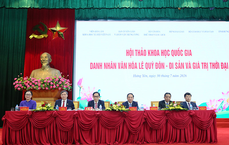 Đo&agrave;n Chủ tr&igrave; Hội thảo