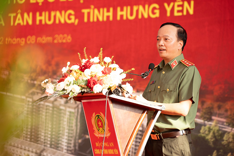 Thượng tướng Đặng Hồng Đức