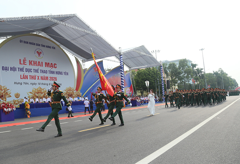 4. Đại diện c&aacute;c lực lượng vũ trang .jpg