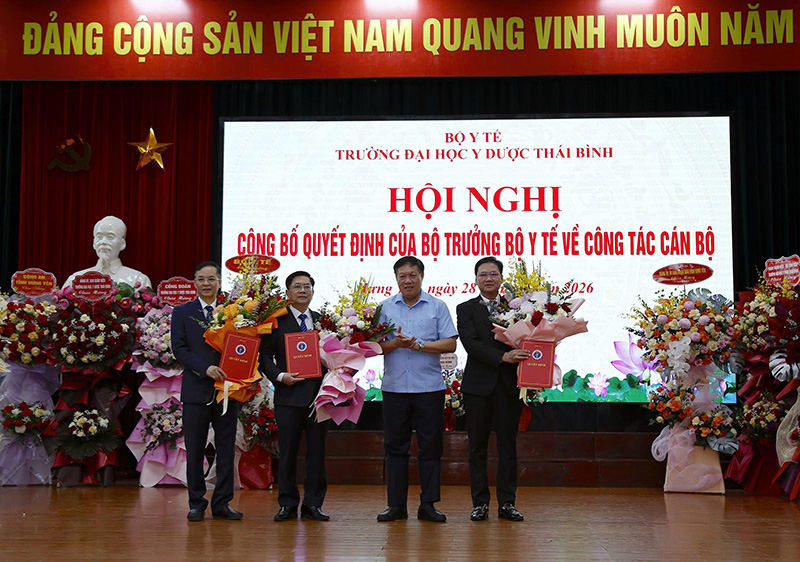 Thứ trưởng Bộ y tế Đỗ Xu&acirc;n Tuy&ecirc;n
