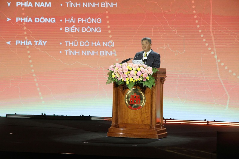 Chủ tịch UBND tỉnh Nguyễn Mạnh Quyền ph&aacute;t biểu khai mạc