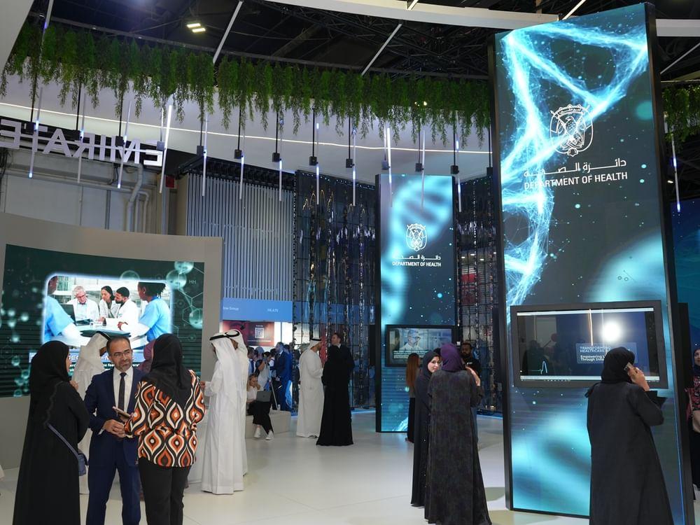 03_Khong_gian_trung_bay_Abu_Dhabi_Global_Health_Week.jpg 03_Khong_gian_trung_bay_Abu_Dhabi_Global_Health_Week.jpg