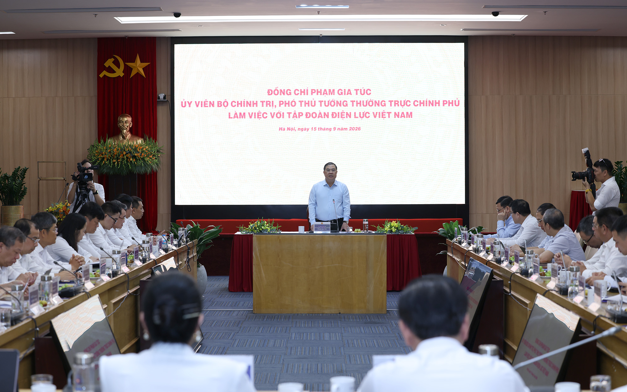 tuc4.jpg tuc4.jpg